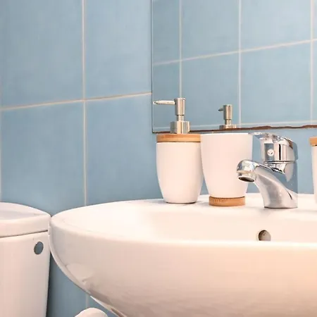 For You Rentals Vive La Vida Madrilena En Piso Temporal 2 Habitaciones Cer8 Exterior photo